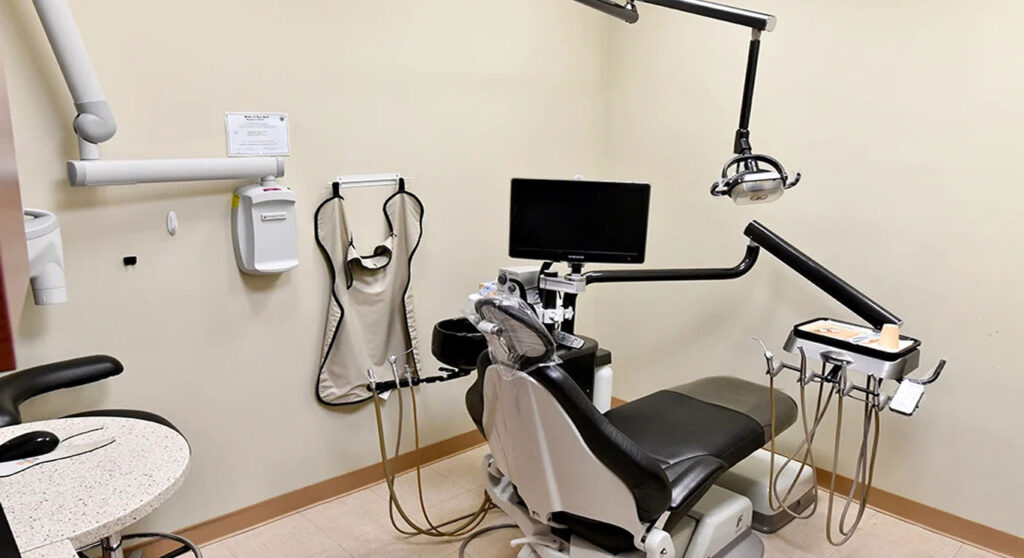 South Nassau Dental Arts Dental Treatment Room